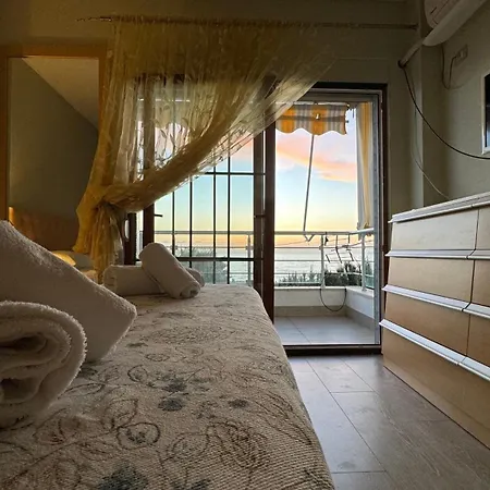 Apartment Seaside By Broci